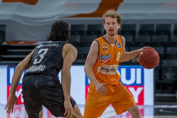 不仅体现了 不仅体现了