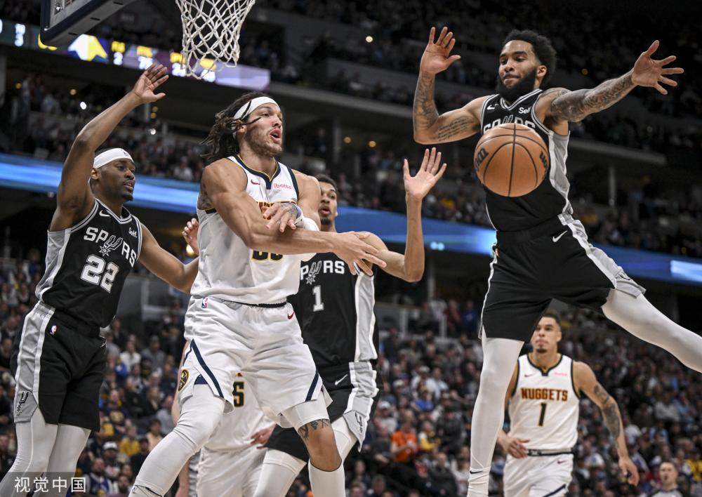 西卡与内少 西卡与内少