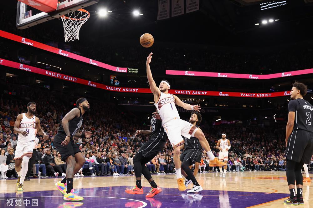 吸引着无数 吸引着无数